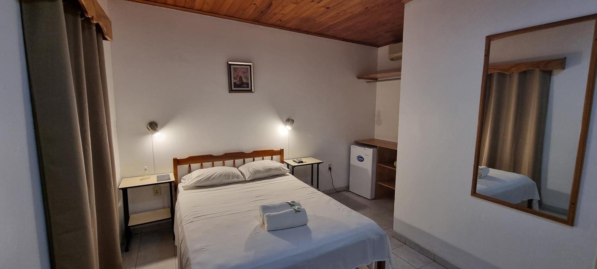 Hotel Golondrina Filadelfia 外观 照片
